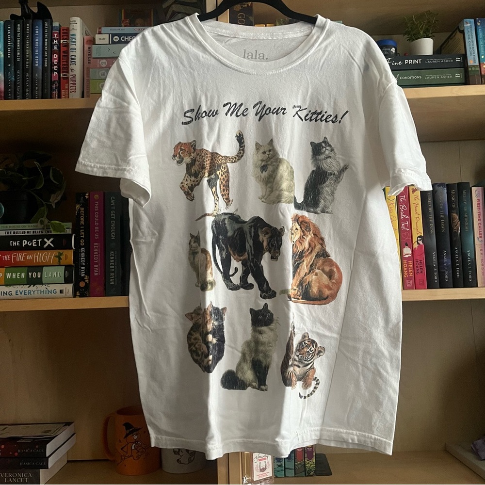 Dressed in Lala Kitties on Kitties Oversized Tee